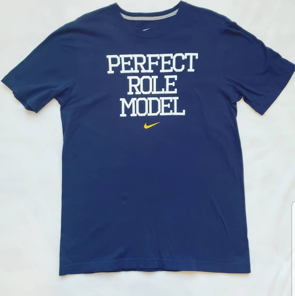 Nike tshirt M